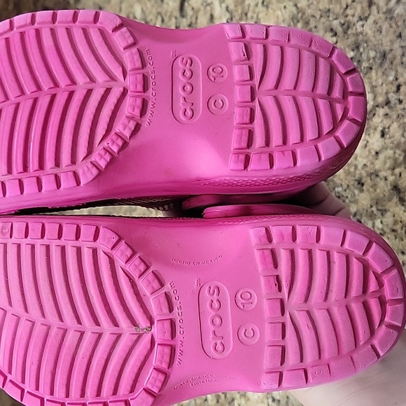 Pink Crocs - Picture 3 of 4
